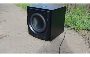 Обзор сабвуфера Perlisten Audio R8s