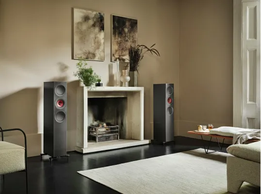 Обзор напольной акустики KEF R7 Meta