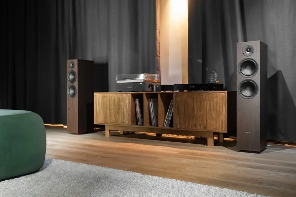 Обзор напольной акустики Phaze Audio Tilia 1