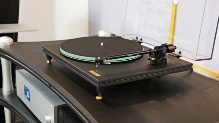 Обзор винилового проигрывателя Gold Note T-5 Turntable