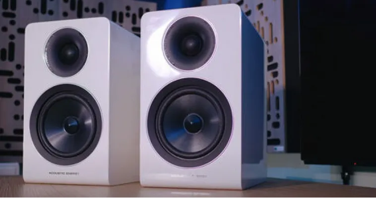 Acoustic Energy AE300²: обзор полочной акустики с технологией RSC