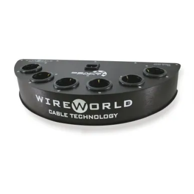 Сетевой фильтр WireWorld Space Port Power Conditioner