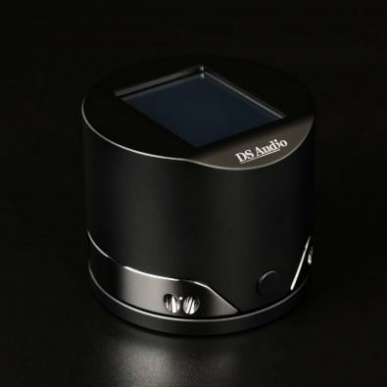 Зажим для винловых пластинок DS Audio ES-002 Reference