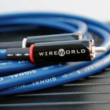 Межблочный кабель RCA Wireworld OAI0.5M-10 Oasis 10 0.5m