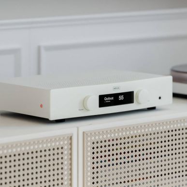 Интегральный усилитель Hegel H150 White