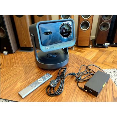 Лазерный проектор Hisense C2 ULTRA