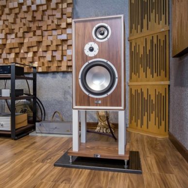 Полочная акустика Leak Sandwich 250 (With Stand) PIANO WALNUT