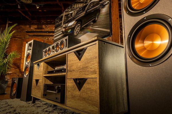 Klipsch R-620F – рок-н-ролл в бюджете