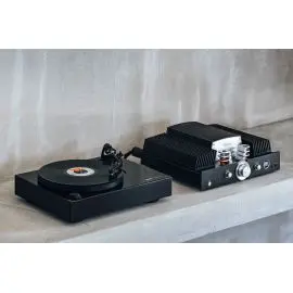 Виниловый проигрыватель Magnat MTT 990, black