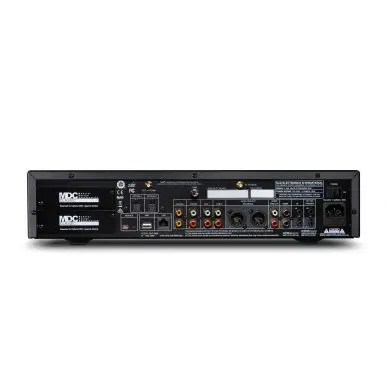 Предусилитель NAD C658