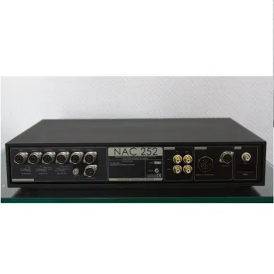 Предварительный усилитель Naim NAC 252